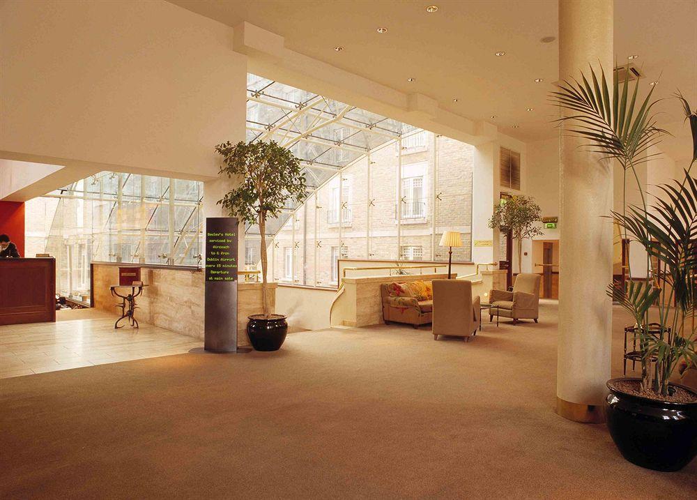 Clayton Hotel Ballsbridge Dublino Esterno foto