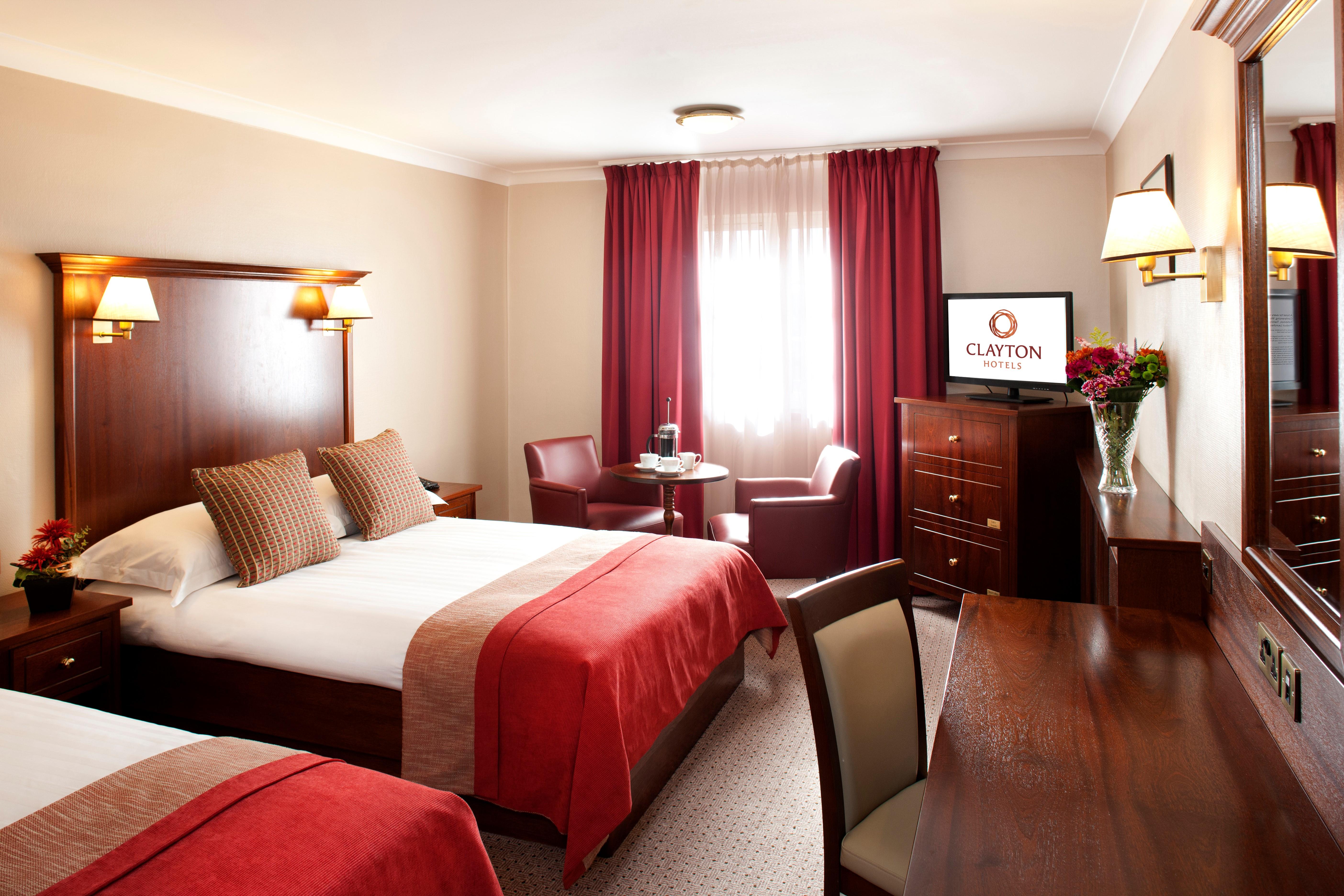 Clayton Hotel Ballsbridge Dublino Esterno foto