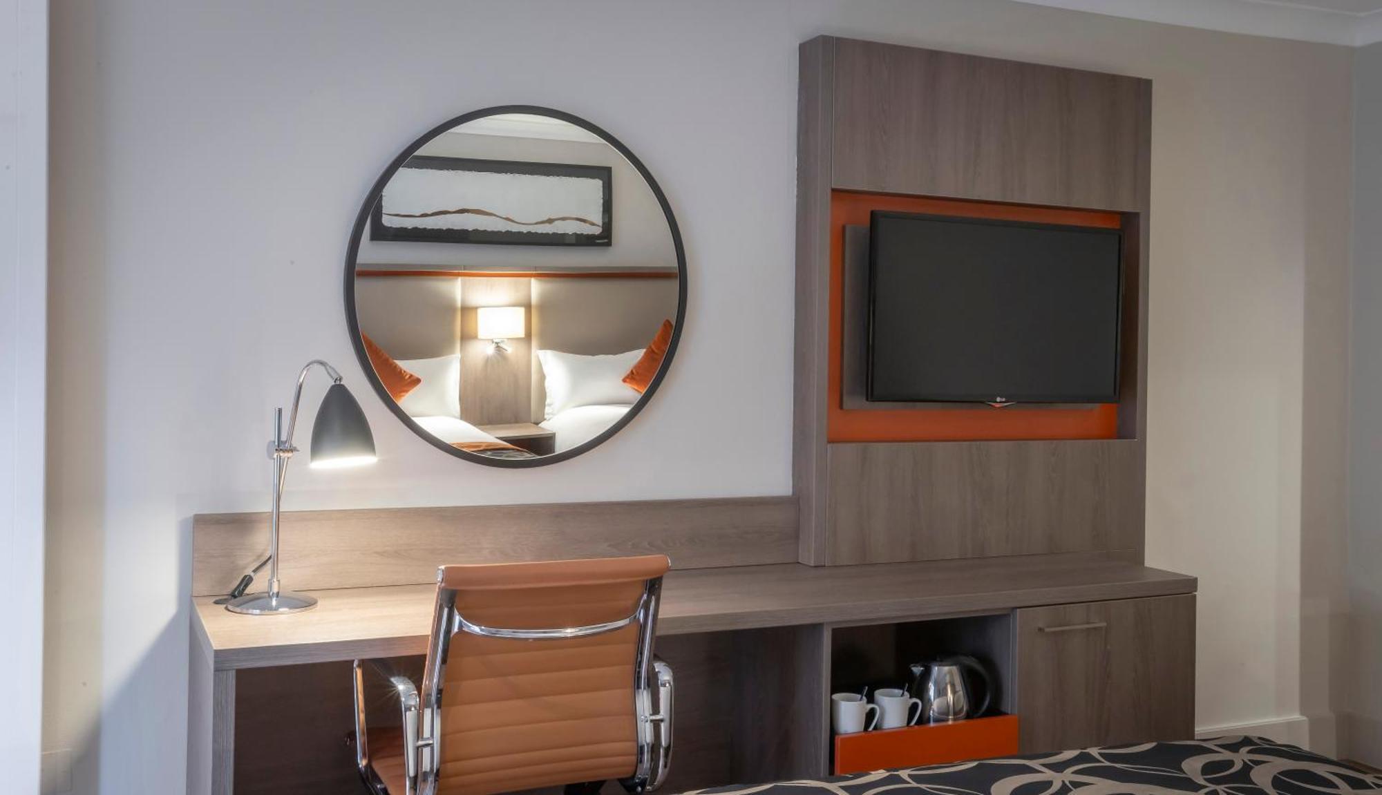 Clayton Hotel Ballsbridge Dublino Esterno foto