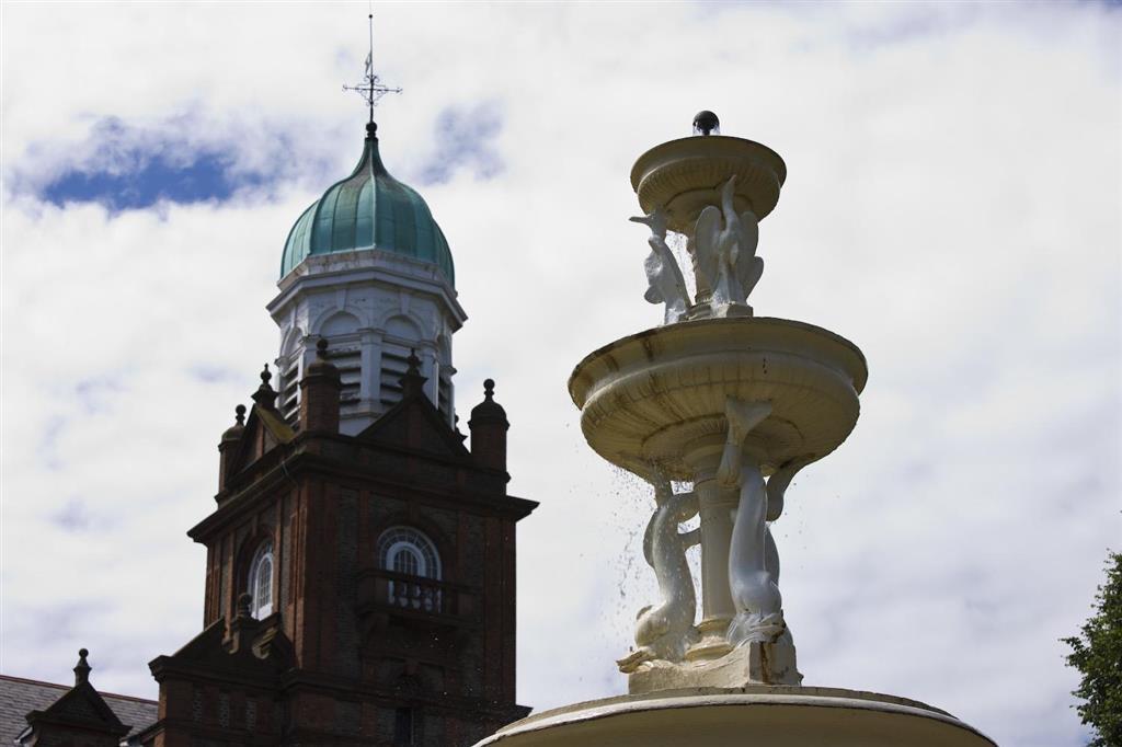 Clayton Hotel Ballsbridge Dublino Esterno foto