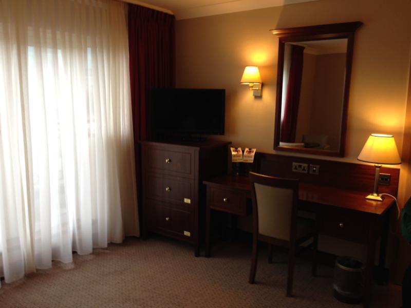 Clayton Hotel Ballsbridge Dublino Esterno foto