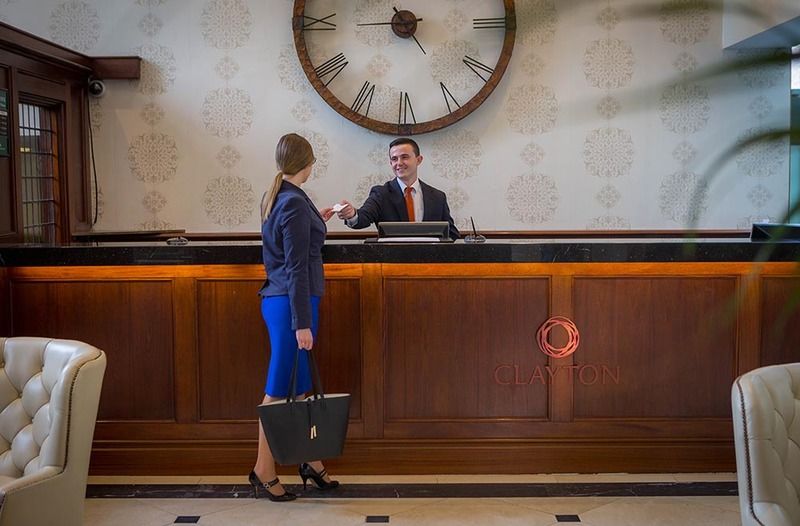 Clayton Hotel Ballsbridge Dublino Esterno foto