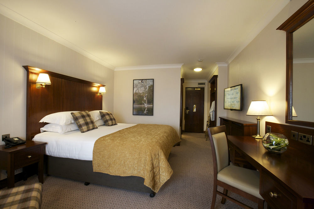 Clayton Hotel Ballsbridge Dublino Esterno foto