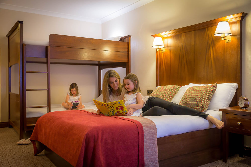 Clayton Hotel Ballsbridge Dublino Esterno foto